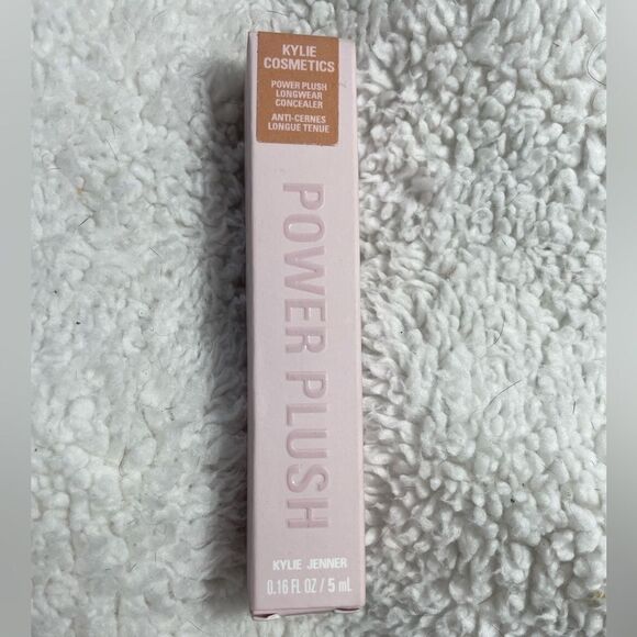 KYLIE Power Plush Concealer 5WN NWT - Picture 1 of 7